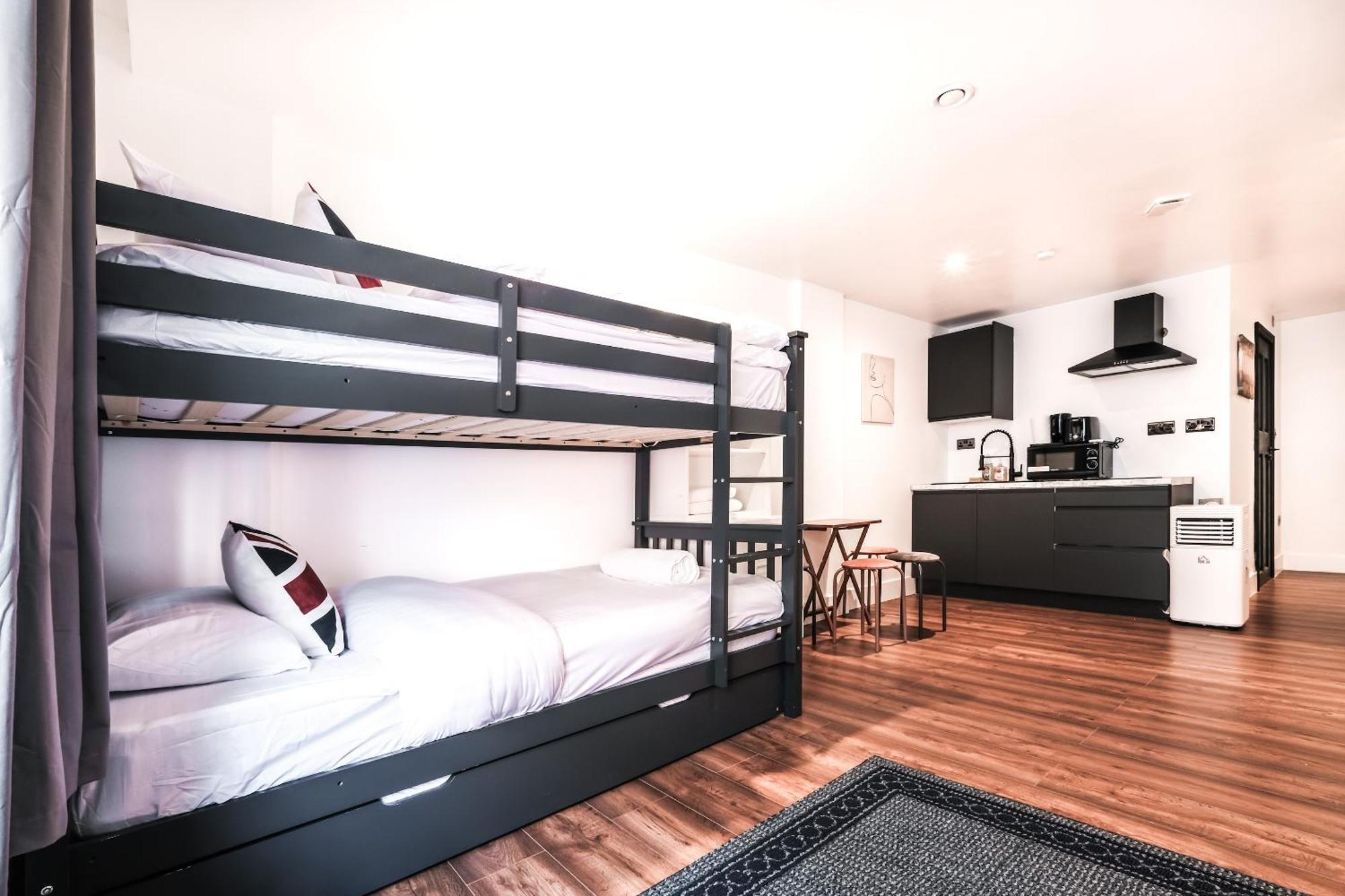 Spacious Apartment In Piccadilly Sleep 6 Vrb Londres Exterior foto